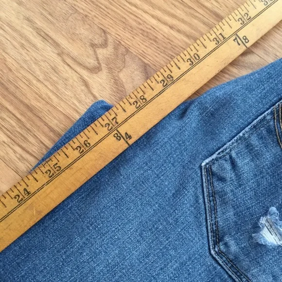 Lucky Brand Lolita Skinny Chew Hem  Distressed EUC - Picture 12 of 13